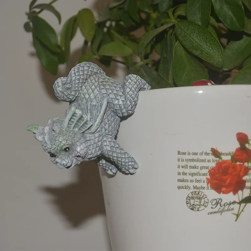 1Pcs Cartoon Cute Dragon Figurines Hanging Cup Model Fun Cups Flower Pot Decoration For Home Office Dragon Decoration Gift