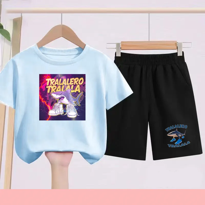 

Summer 2026 Children's Black T-Shirt + Shorts Set with Shark Pattern - Children's Casual Sports Clothing for Ages 3 to 12