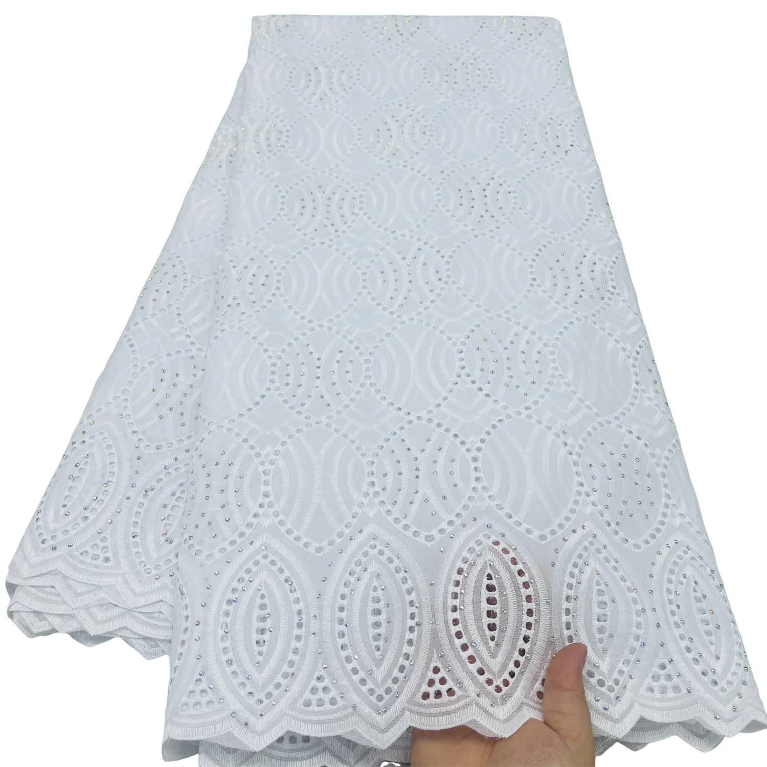 

5 ярдов белая высококачественная африканская кружевная ткань для женщин/мужчин, шелковое кружево, швейцарское 100% хлопковое кружево в Швейцарии, ткань для платьев