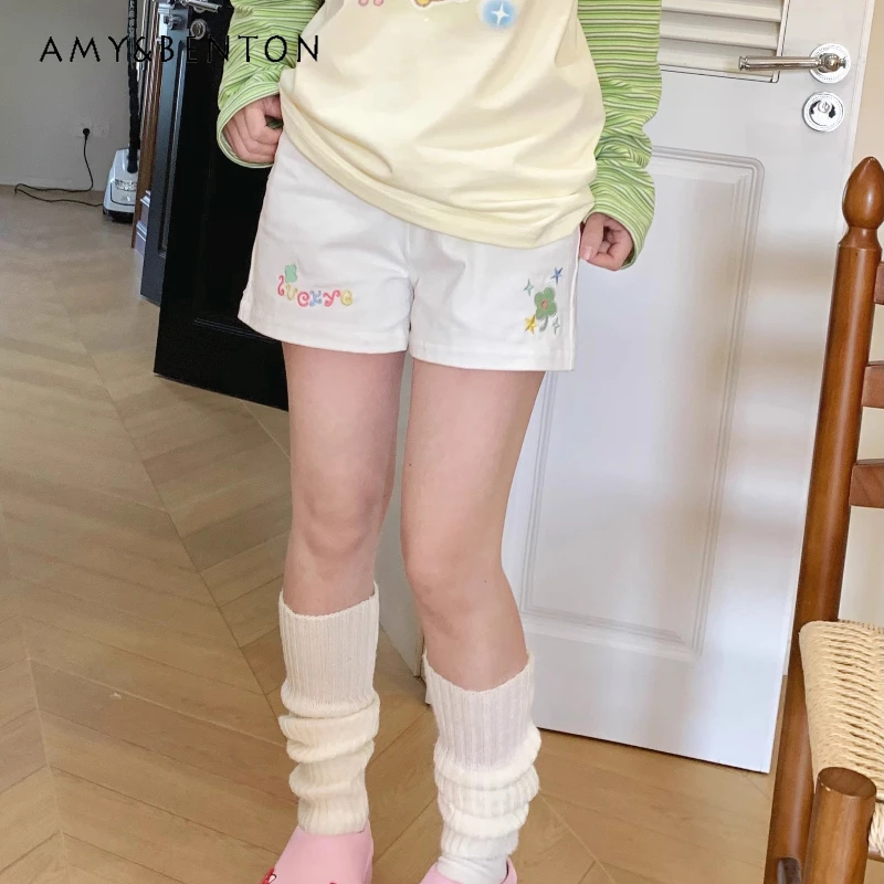 

2025 Summer New Cute Plant Embroidery Women's Pants Original Design White Loose Slimming Straight Casual Versatile Shorts Ladies
