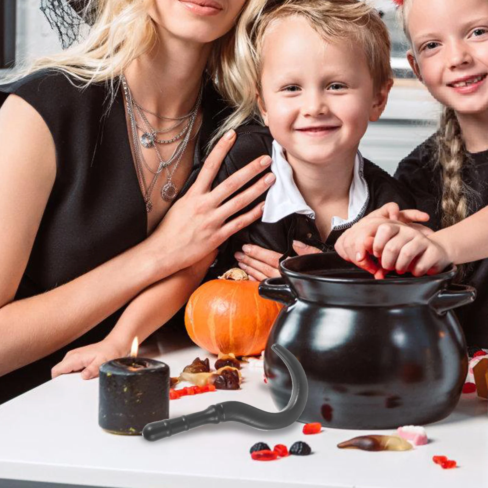 

4Pcs Pirate Hook Plastic Accessories Realistic Handheld Props for DIY Costume Halloween Party Dress Up Kids Adults