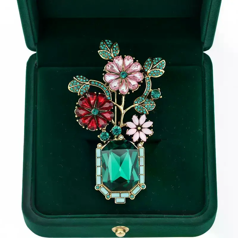 Elegant Vintage Emerald Crysta - Vintage Fashion Patterns ulasan dan harga