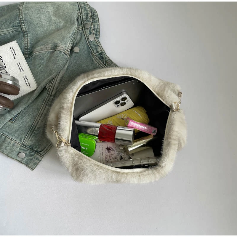 Weiche Kunstfell-Umhängetasche, Flauschige Plüsch-Handtasche für Damen, Warme Wintertasche für den Alltag, Große Kapazität, Leichtgewicht – Detail 2