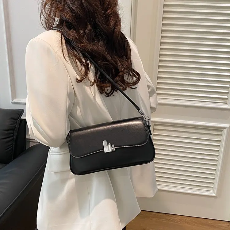 

Spring Leather Underarm Bag Genuine Cowhide Shoulder Purse for Women Textured Square Crossbody Luxury Commuter Premium Day Bag