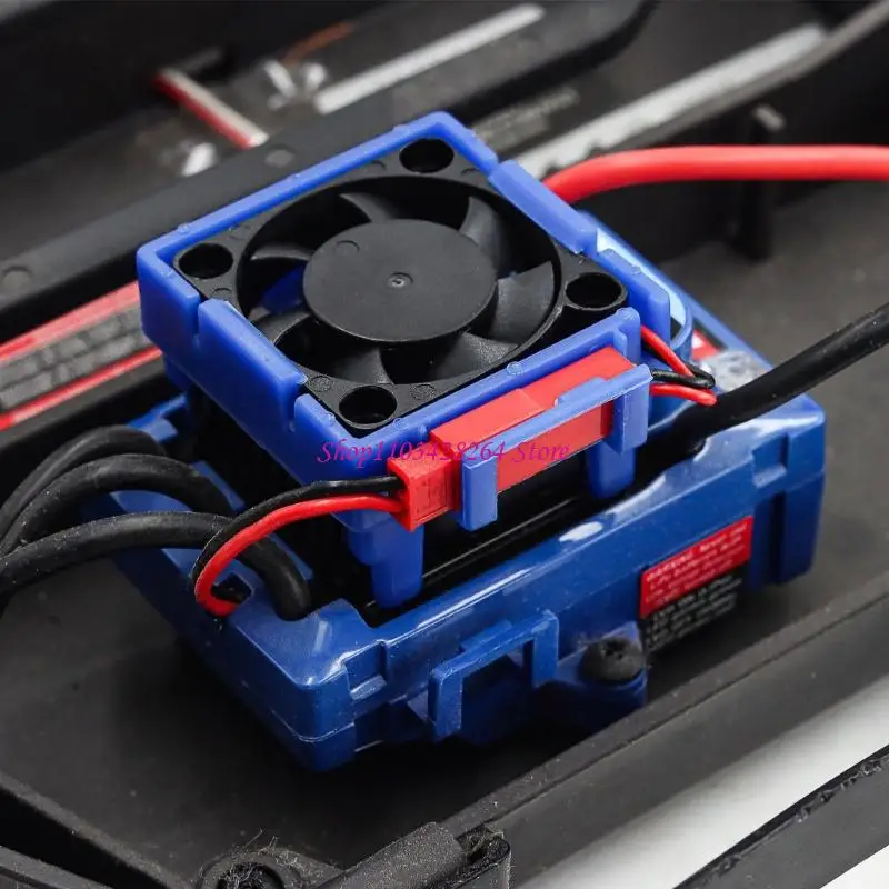 

Эффективный вентилятор охлаждения для моторов VXL3S обеспечивает постоянные выступления и расширенную долговечность в горячей