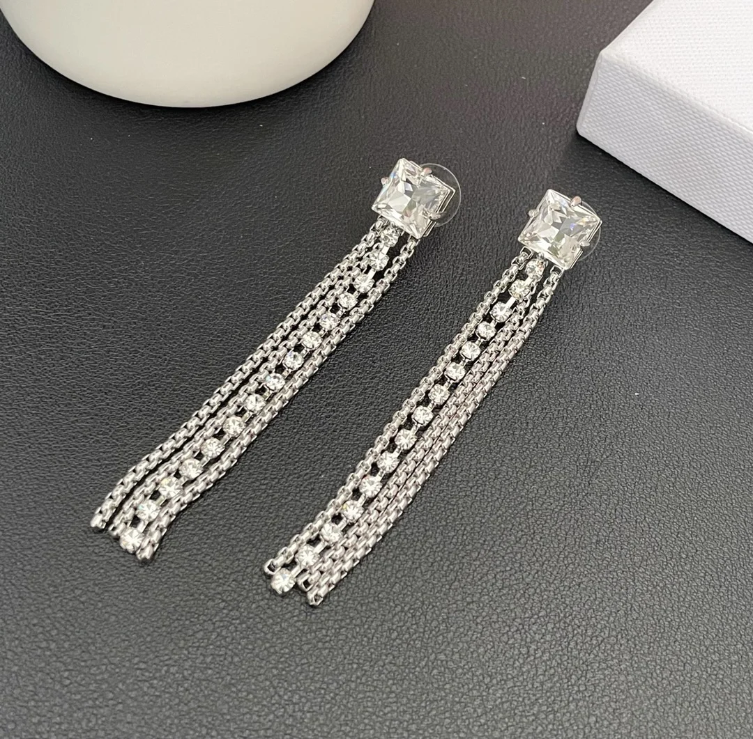 

Earrings Fashion Simple Light Luxury Fringe Stud Piercing Aretes De Mujer Pendientes Brincos Boucles D’Oreille Femmes