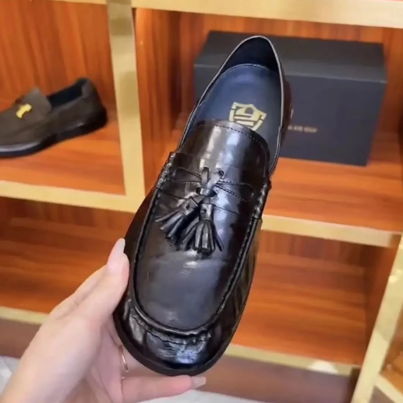 

New Men Genuine Leather Casual Shoes Fashion Tassels Flat Driving Shoes Sofr Sole Slip-on Loafers