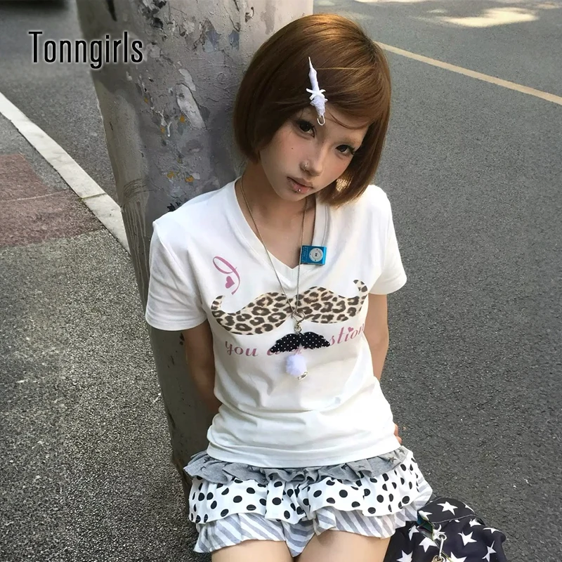 Tonngirls Y2k Vintage T-Shirt für Damen, kurzärmelig, mit Leopardenmuster, Schnurrbart-Grafik, 2000er-Jahre-Ästhetik, Crop-Tops, amerikanischer Retro-Stil