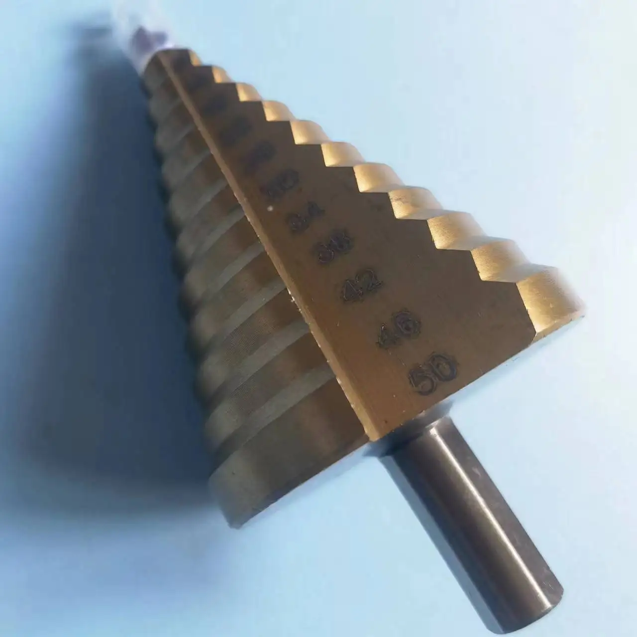 Cost Sale of 1PC HSS4241Made 4-52/6-50/6-55/6-60/6-65mm Step Drill Bit Core Bit Cone Hole Cutter for Steel Hole Opening