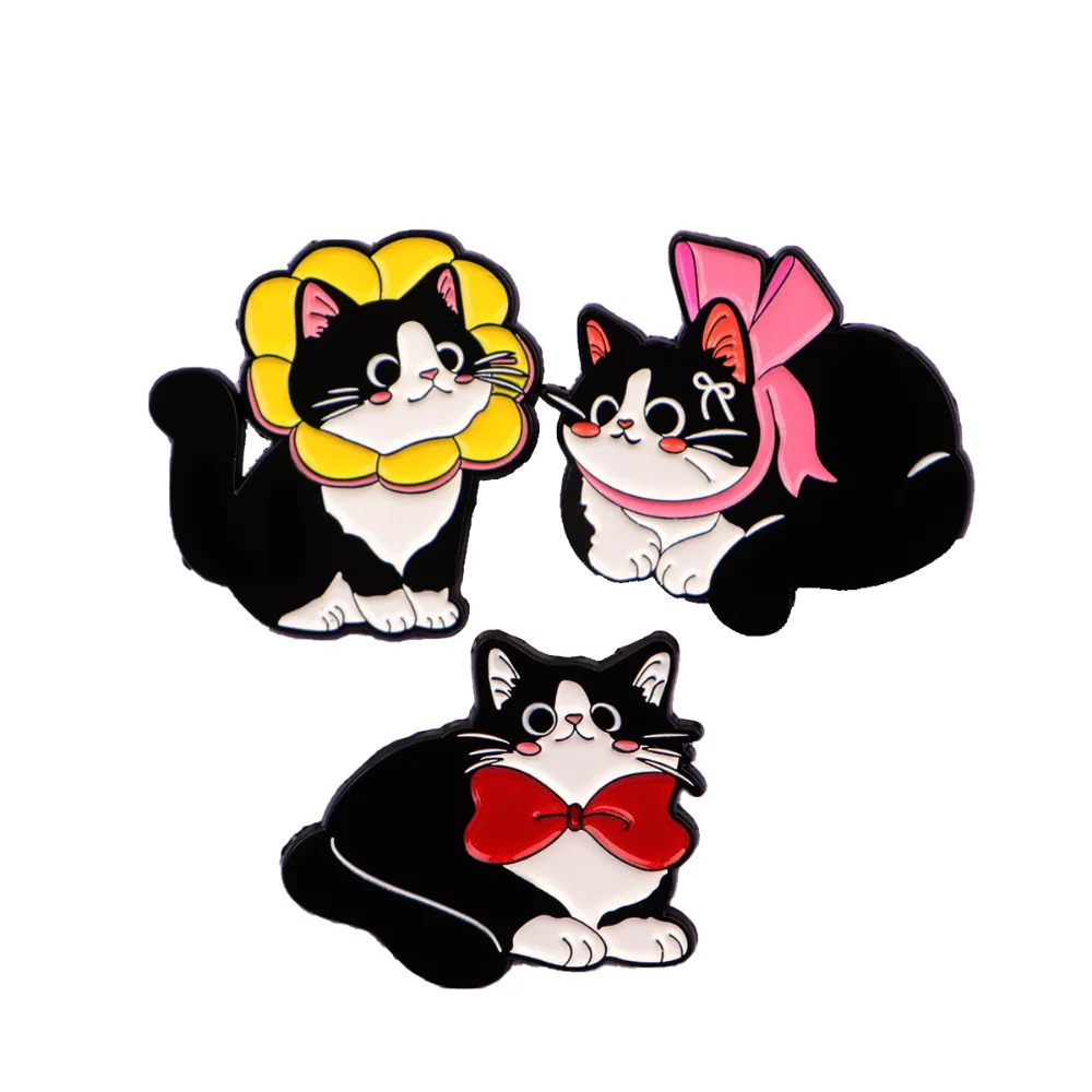 Cute Black and White Cat Brooch Wearing A Cute Cat Badge with A Floral Bow Bag Clothes Decorative Pins and Brooch
