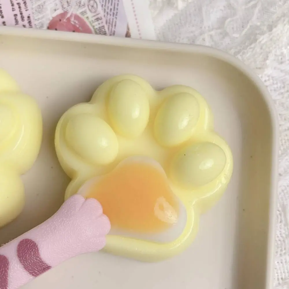 Trójkolorowa Tęczowa Mini Zabawka do Ściskania w Kształcie Kociej Łapki, Sensoryczna Zabawka w Kształcie Kociej Łapki, Kreskówkowa Zabawka Antystresowa, Jajko Ustnikiowe TPR, Zabawka do Ściskania i Dekompresji
