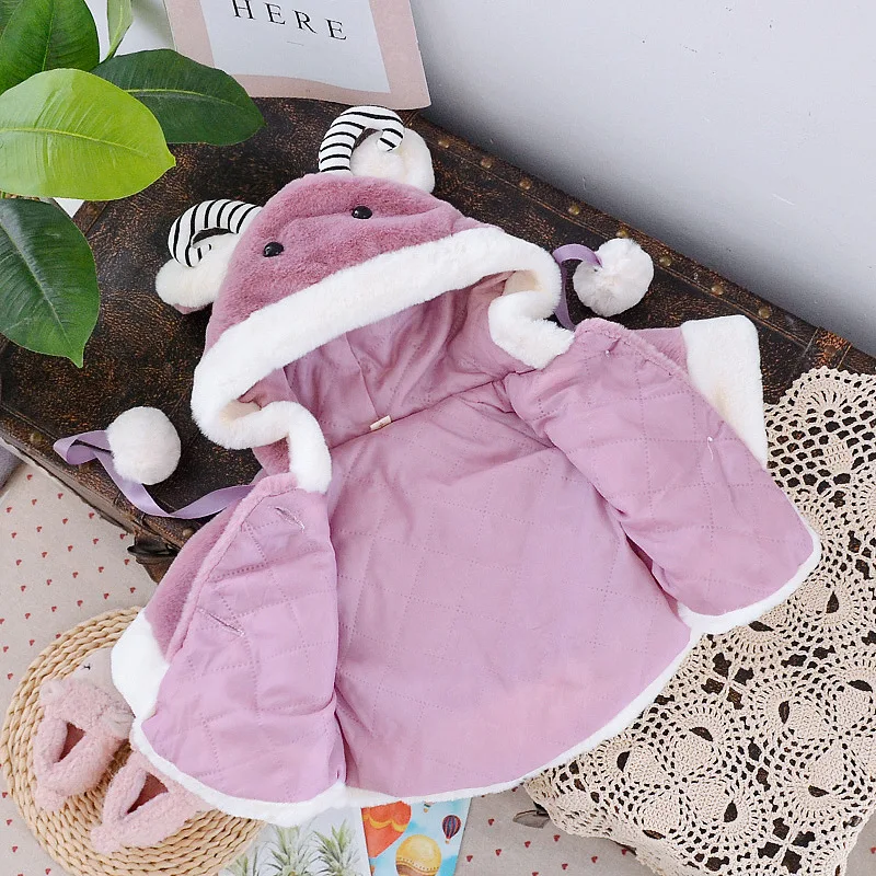 Baby Girl\'S New Winter Coat Is Warm And Cute With A Sheep Horn Hooded Sweater And A Shawl Suitable For 0-3 Years Old
