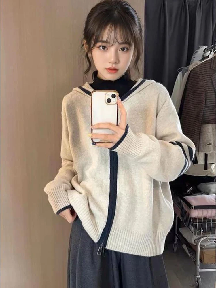 

Autumn New Long Sleeves Sweater Coat Korean Version Women Zipper Hooded Contrast Color Vintage Style Knitted Cardigan