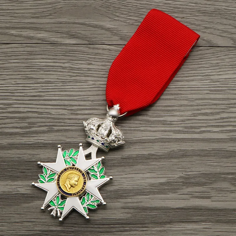 Reproduction of the Legion Honor Badge and the Legion of Honor of Emperor Pins Napoleon of France Medals