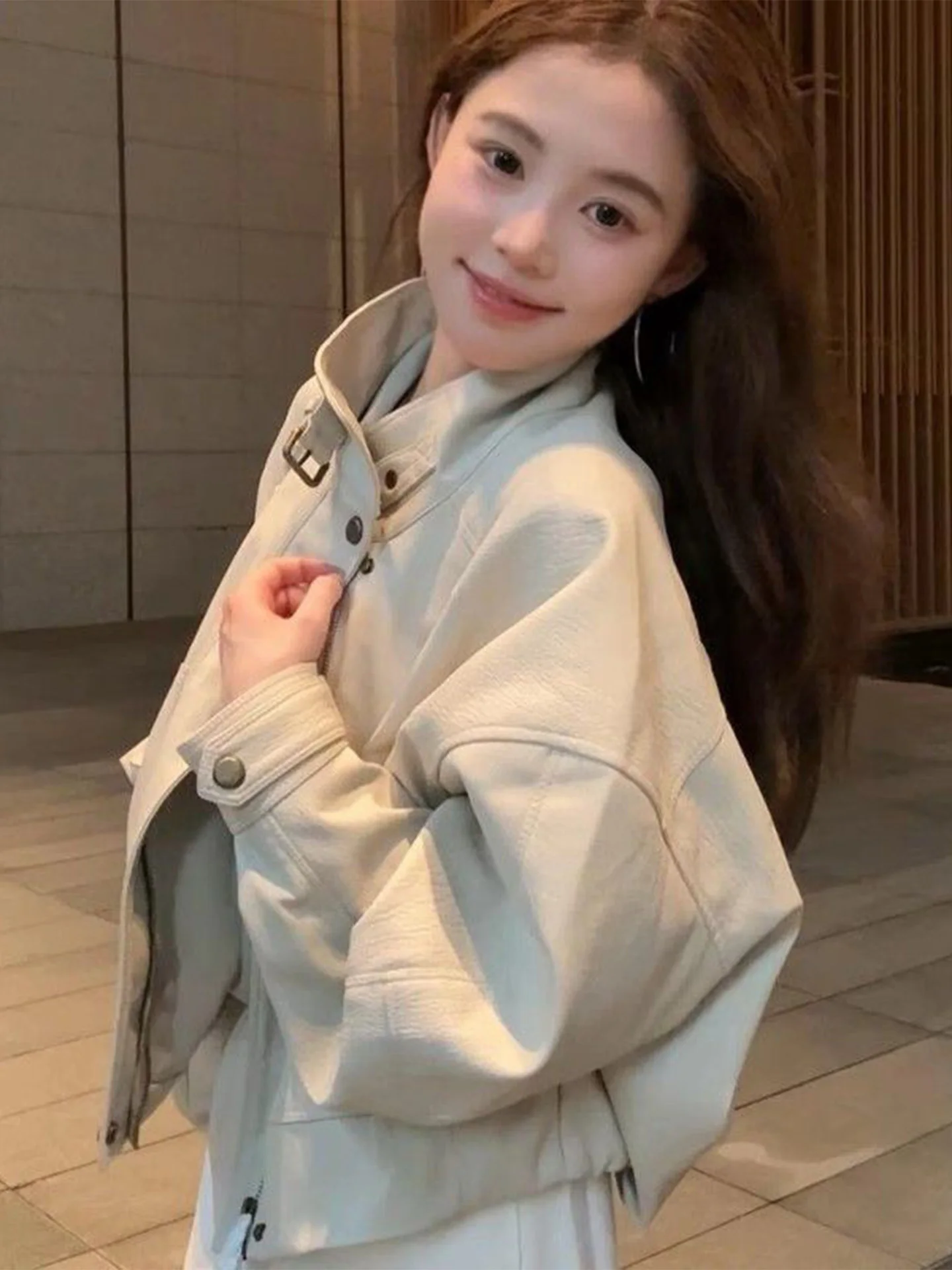 Damen-Lederjacke im Biker-Stil für Frühling und Herbst, Modische Hochgeschnittene Slim-Fit-Jacke mit Reißverschluss, Farbige Casual-Oberteil