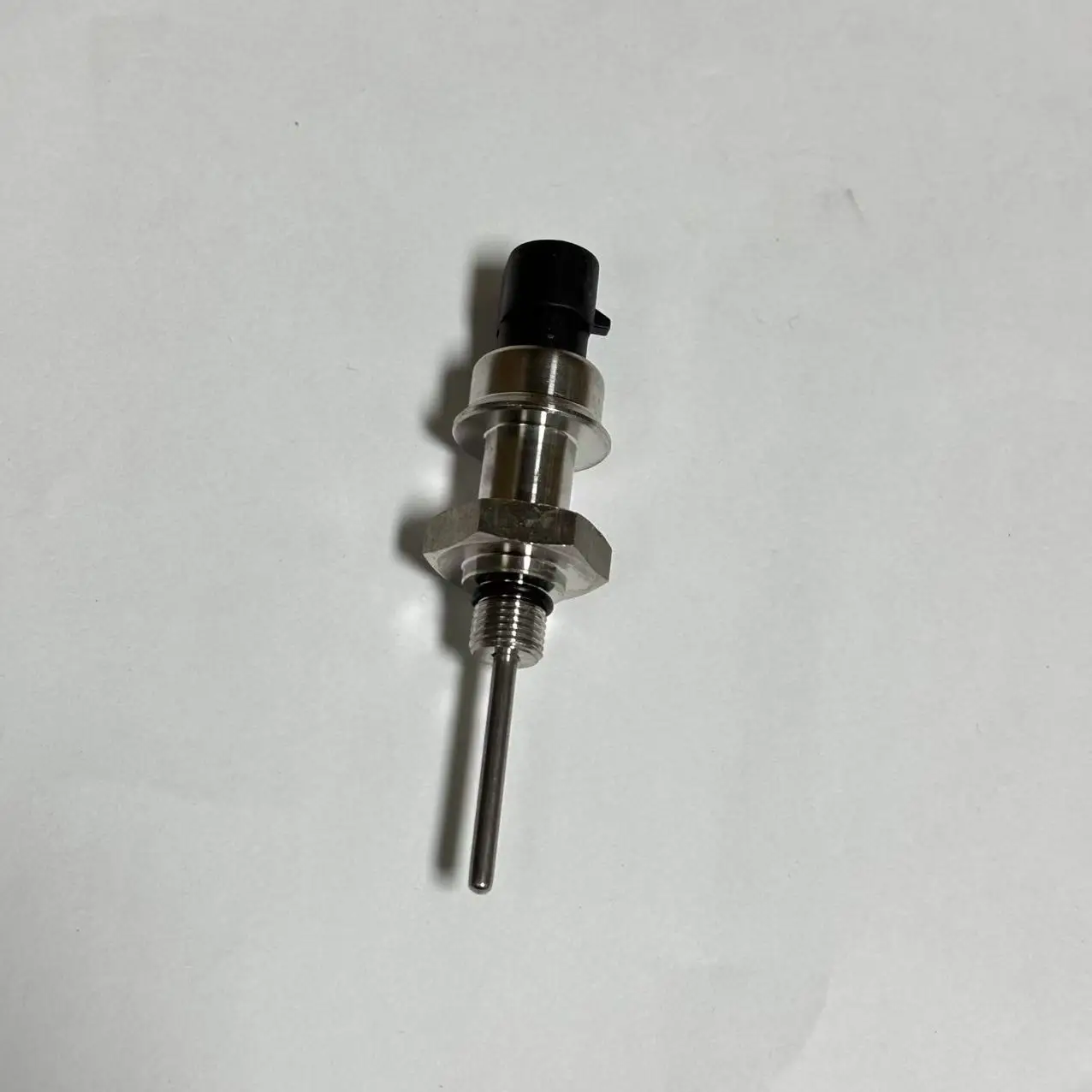 Temperature Sensor RE522823 Fits Models Tractor Loader Excavator 1450CWS/WTS and 1550CWS/WTS Combines