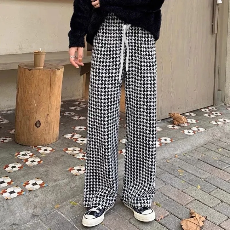 2025 Checkered 3D Printing, Breathable Round Neck Quick Drying Pants
