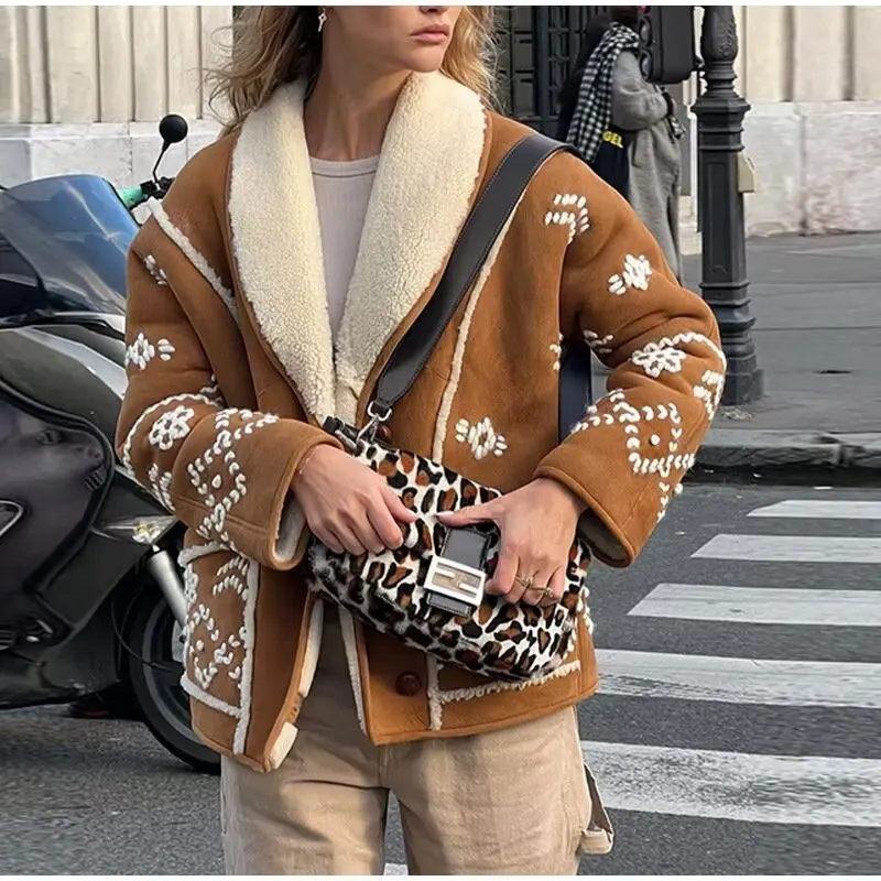 

2024 Autumn New Cotton Clothing European and American Women's Fashion Collar Lamb Wool Printed Long Sleeved Jacket 2224