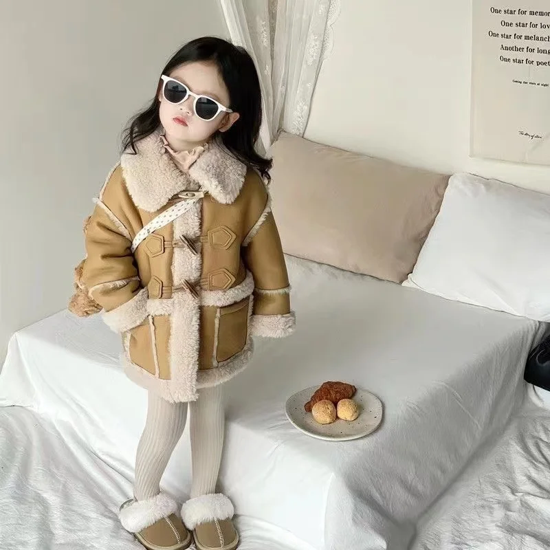 Children's Wool In One Coat Winter New Boys and Girls Baby Fur Coat Thickened Warm Medium Long