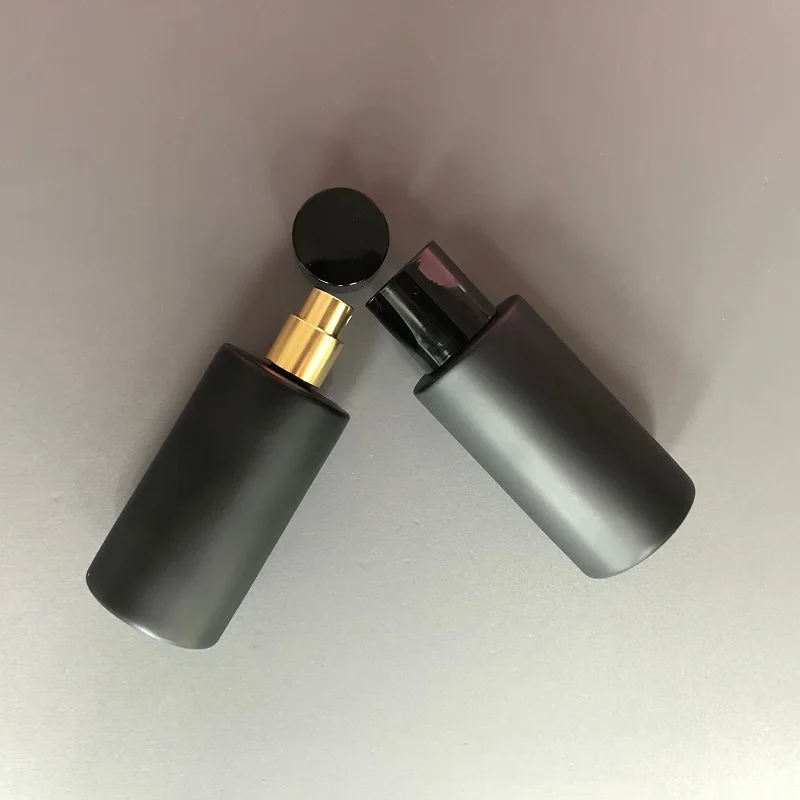 50ML High Grade Matte Black Glass Perfume Spray Bottle Gold Pump Portable Empty Round Perfume Refillable Packaging Bottles 5pcs