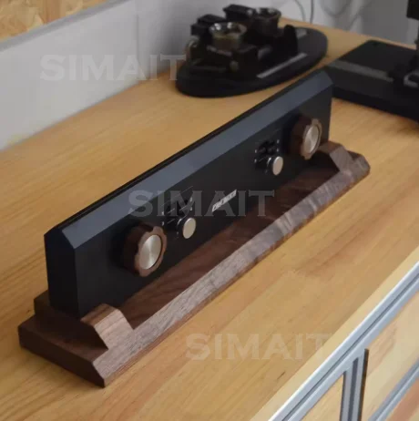 

Professional Adjustable Height Belt Clip Handmade Leather DIY Tool with Hand Sewn Polishing Edge Sealing And Coating Features