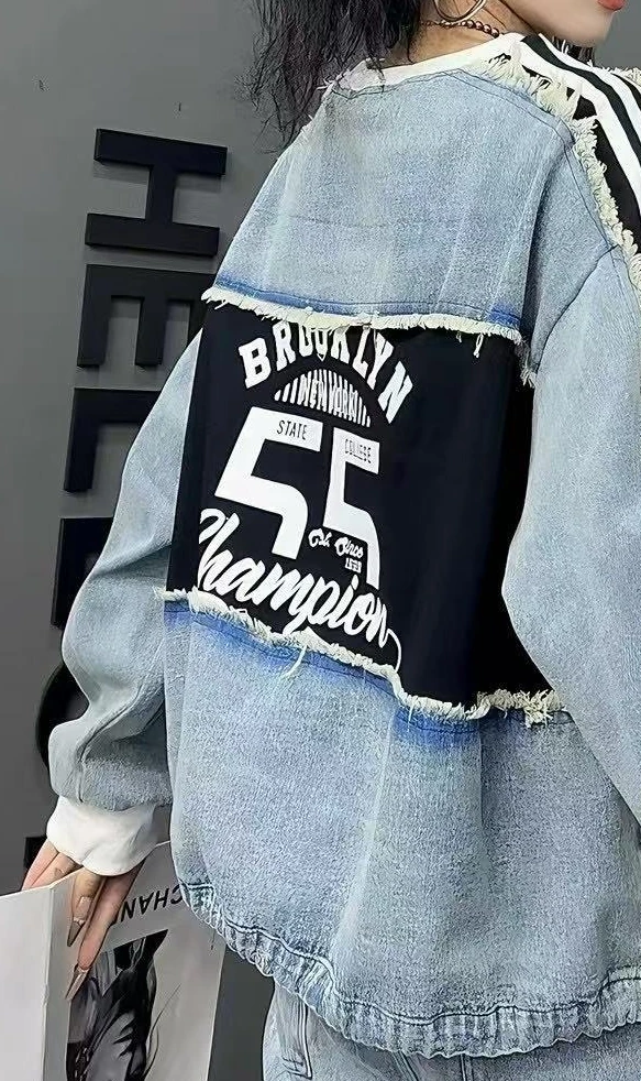 European Style Denim Sweatshirt for Women 2025 Autumn New Color-Block Letter Print Frayed Hem Drawstring Tops Streetwear Women