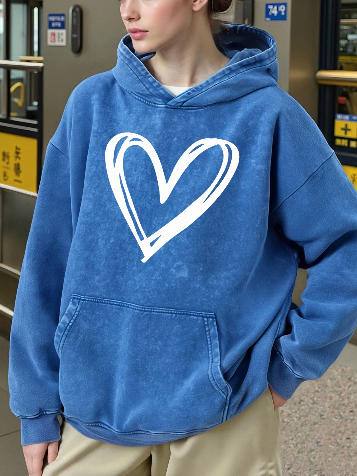 Simples oco para fora coração imprime moletom com capuz feminino vintage solto com capuz de algodão lavado hoodies bolso outono inverno mulher roupas esportivas