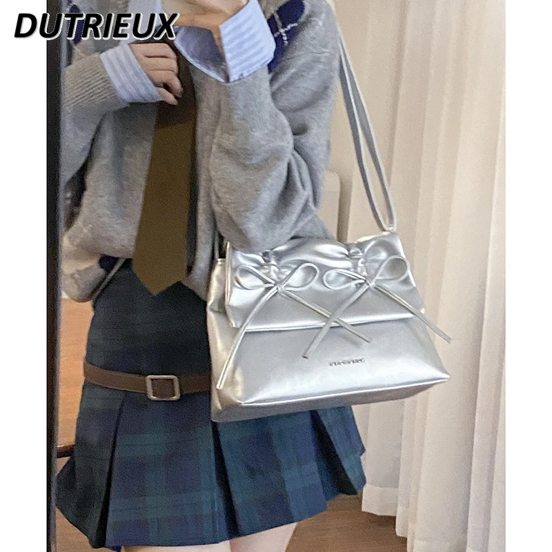 

Bow Sweet Cute Shoulder Messenger Bag for Women 2024 New Spring Autumn Simple Large Capacity Commuter Underarm Bag for Ladies