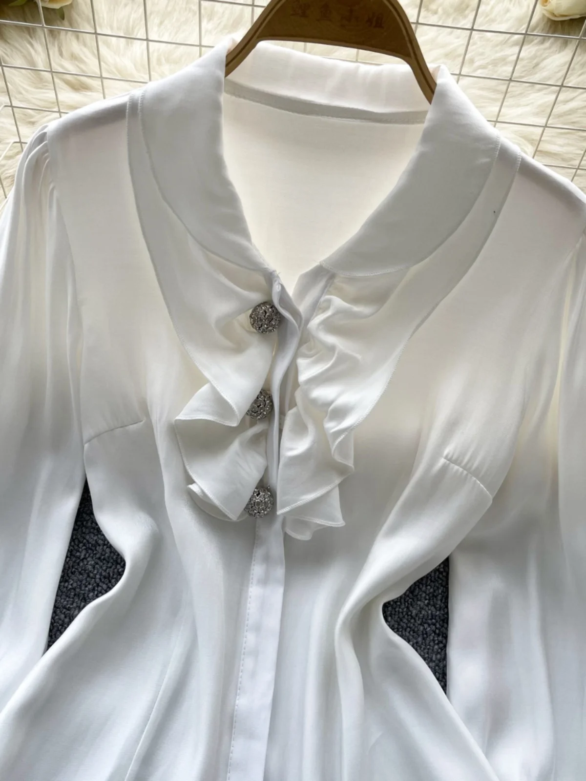 Women's 2024 Summer Lapel Pleated Waist-tight Slimming Design Chic Female Temperament Tops Socialite High-End Long Sleeve Shirts