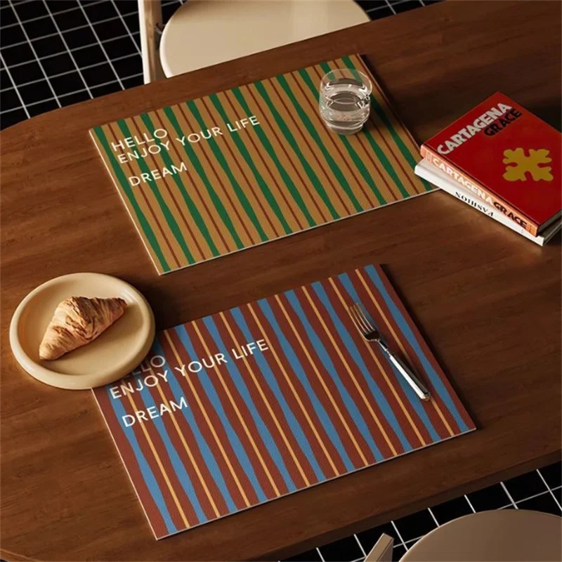 

Retro 30x45cm PU Leather Placemat Waterproof Oil Resistant Heat-Resistant for Home Use High-End Western Style Dining Table Mat