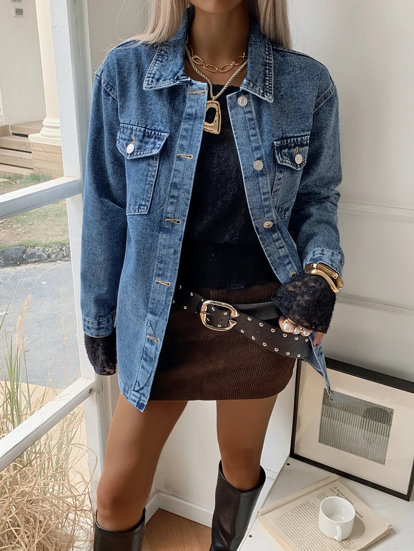 سترة نسائية فضفاضة من قماش الدنيم للربيع والخريف بأكمام طويلة تناسب الجميع