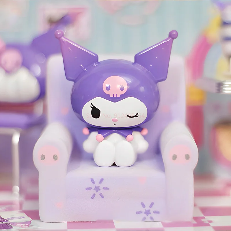 Figuras de acción Kawaii Sanrio Family Sitting Blind Box, modelo de Anime, Kuromi My Melody, Cinnamoroll, decoración de habitación, colección de juguetes, regalo