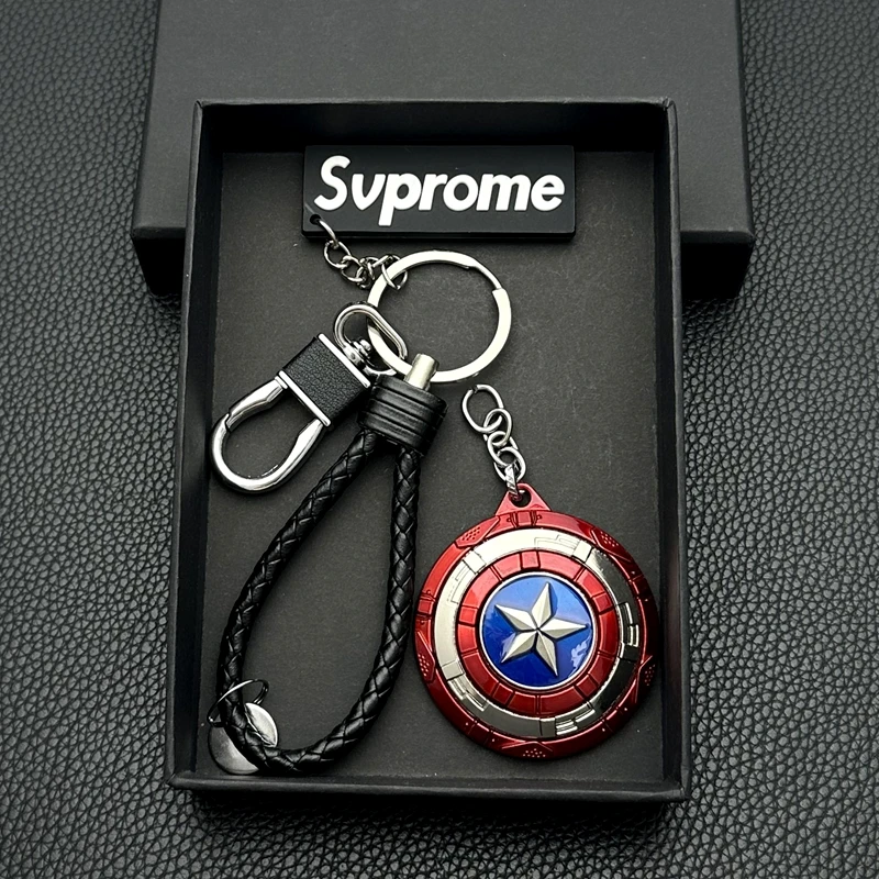 

Marvel Cartoon Creative Alliance Shield Keychain Rotating Metal Car Backpack Pendant Unisex Educational Toy Collectible Item