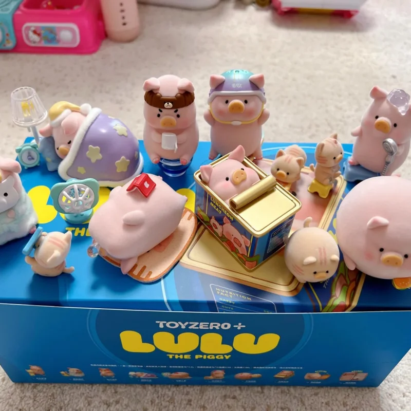 Cute Lulu Pig Associated Daily Blind Box Kawaii Piggy Anime Figure Doll Surprise Bag Room Ornament Collection Model Toys Kids Gi