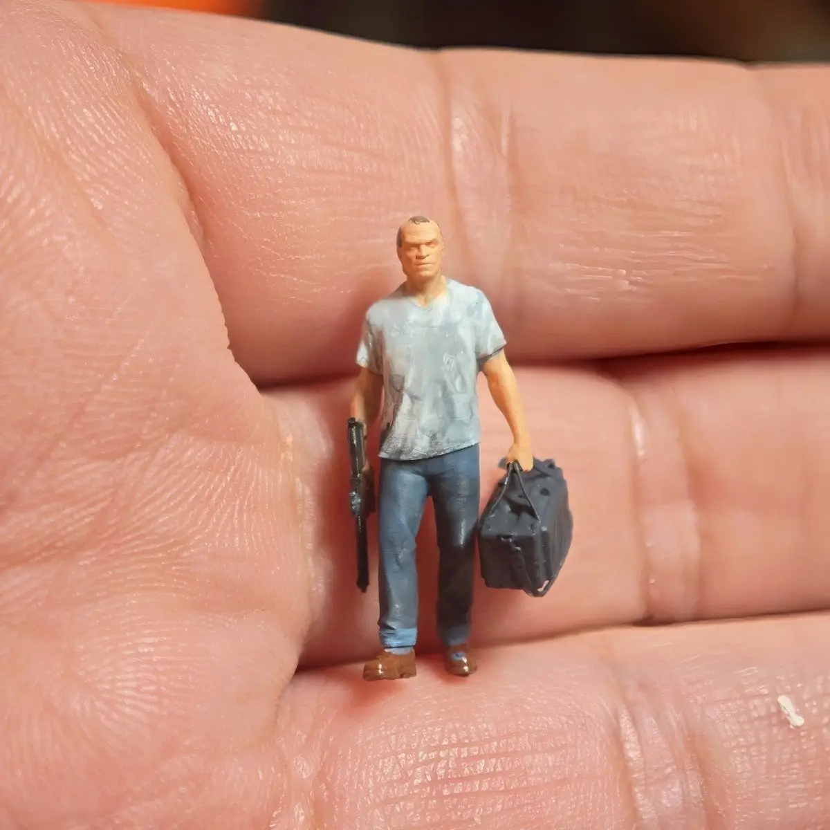 1/64 نموذج الراتنج نموذج مصغر سيارة GTA دمية التماثيل الديوراما