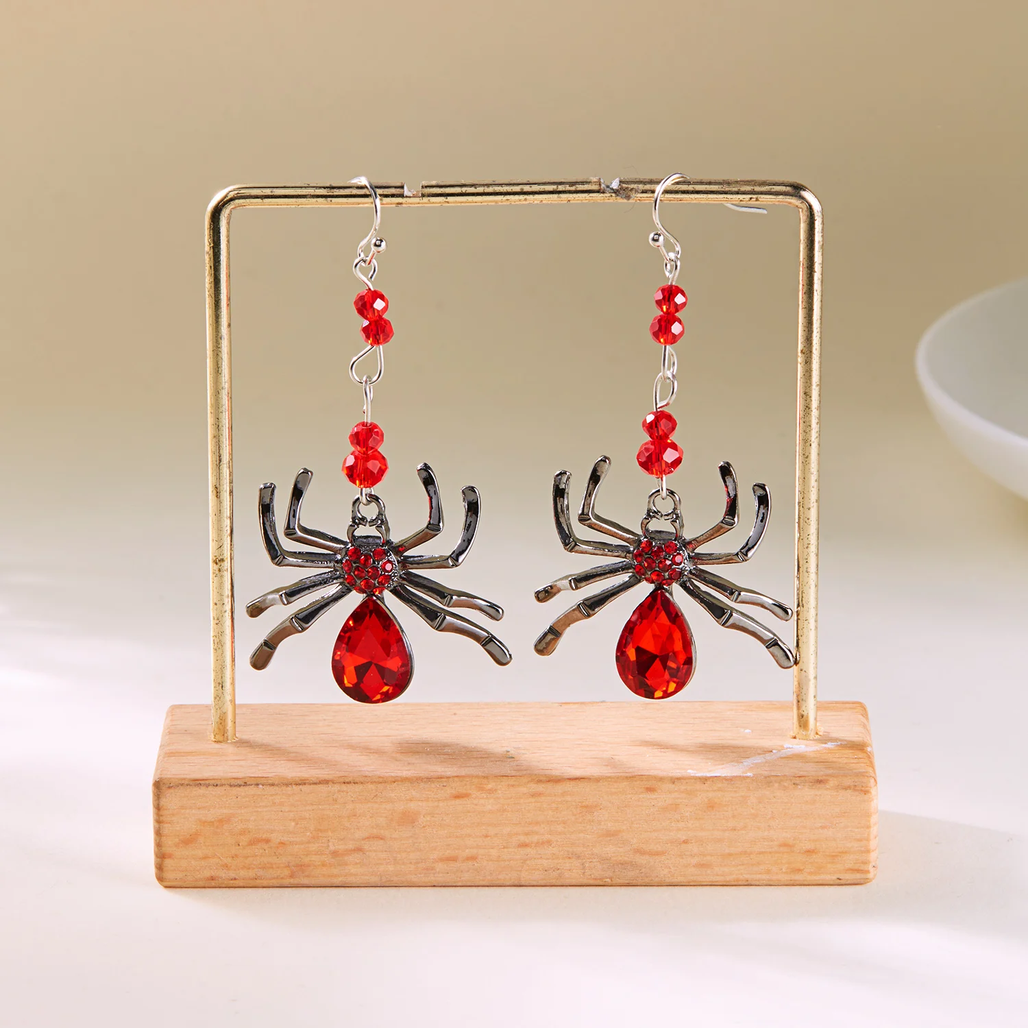 

Halloween Creative Colorful Spider Drop Earrings for Women Exquisite Crystal Rhinestone Animal Earring Girls Party Jewelry Gift