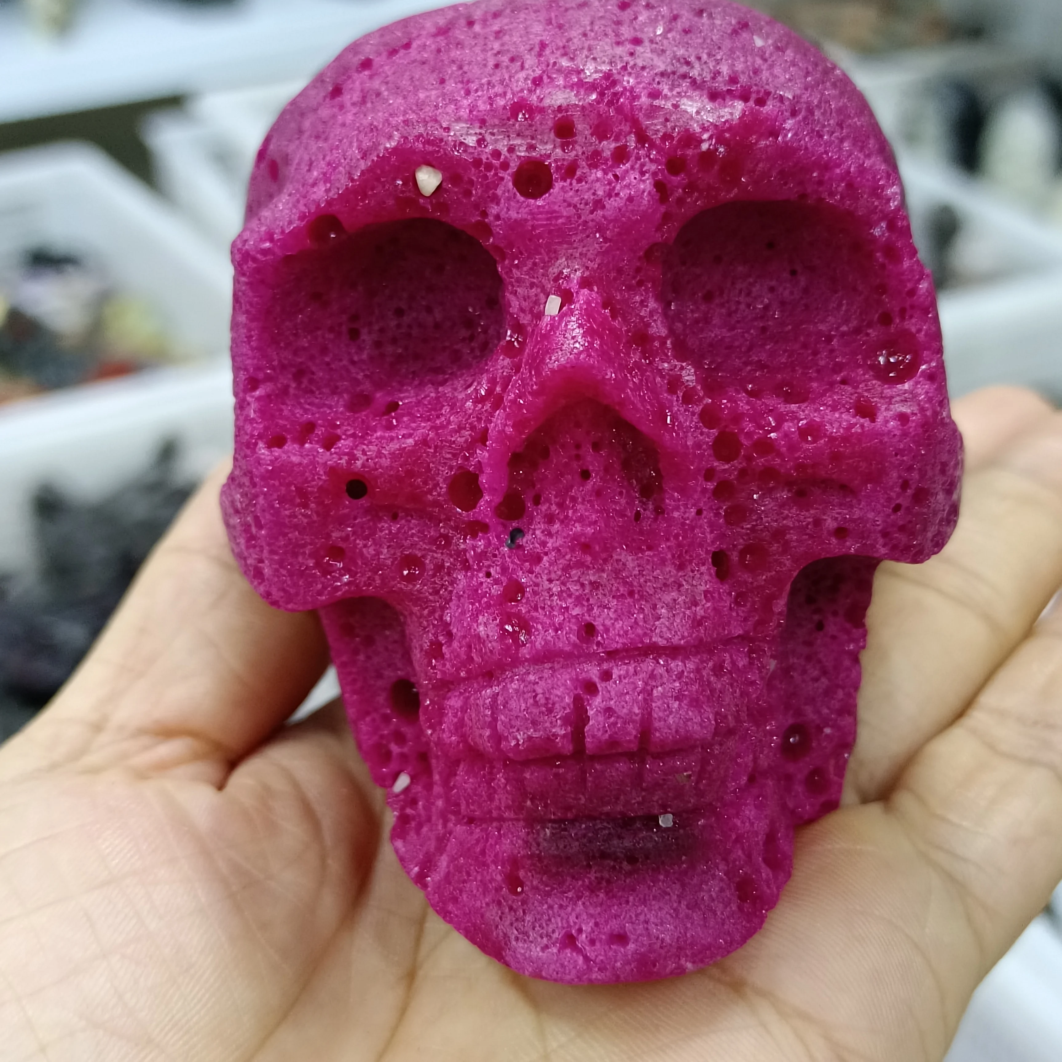 Magical Natural Ruby Sculpted Skull Quartz Crystal Mineral Specimen Reiki Healing Gemstone Home Office Degaussing Decoration