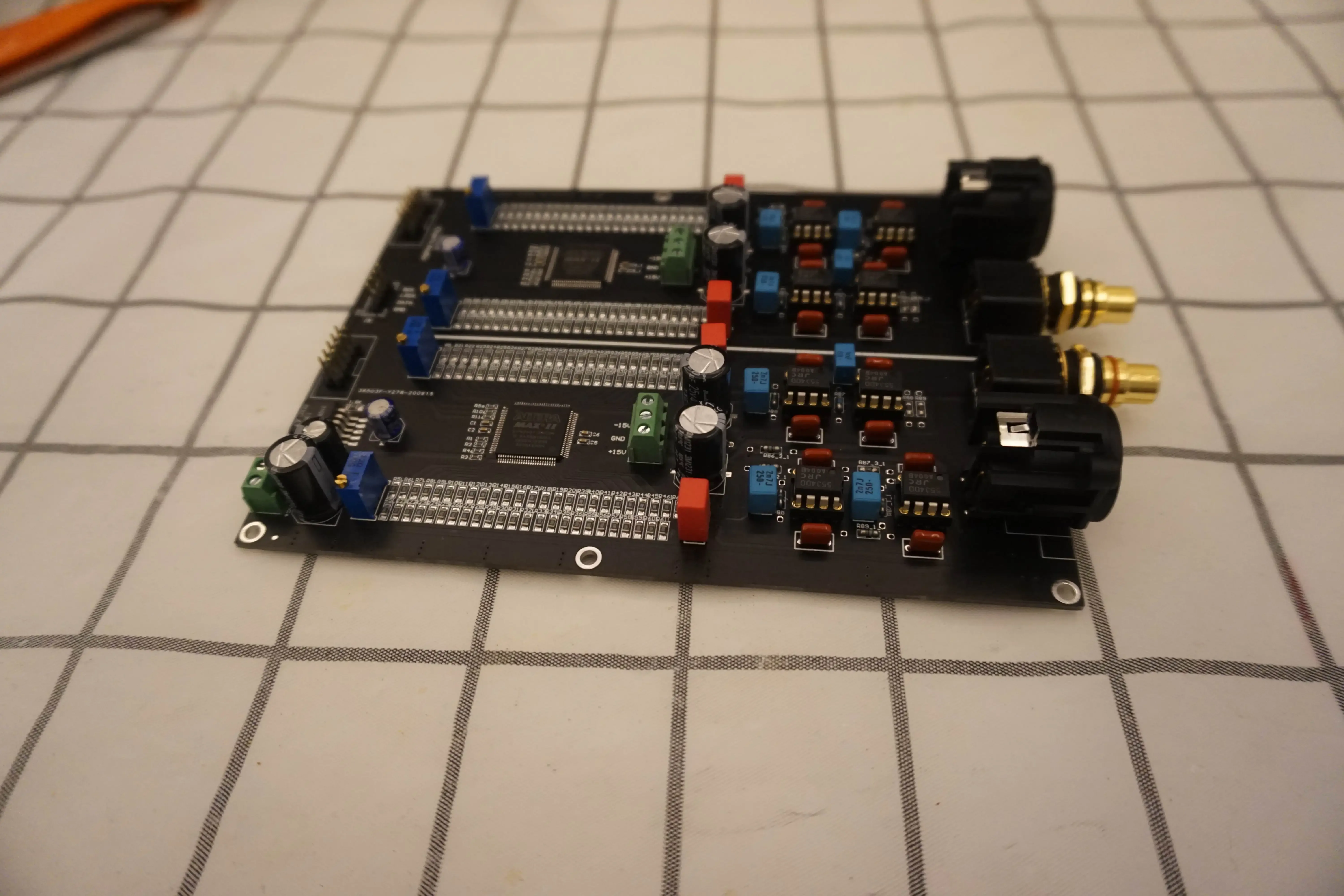 Nvarcher R-2R سلم مصدر دا تحويل XLR PCM NOS R2R ألف واحد الدقة المقاوم شبكة فك مجلس 24 بت 384 كيلو هرتز