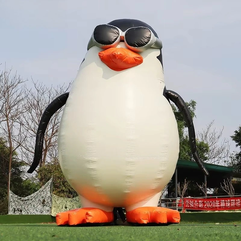 

Bingo Inflatable Christmas Penguin Custom Blow up Penguin Cartoon Model Giant Inflatable Penguin for Sale
