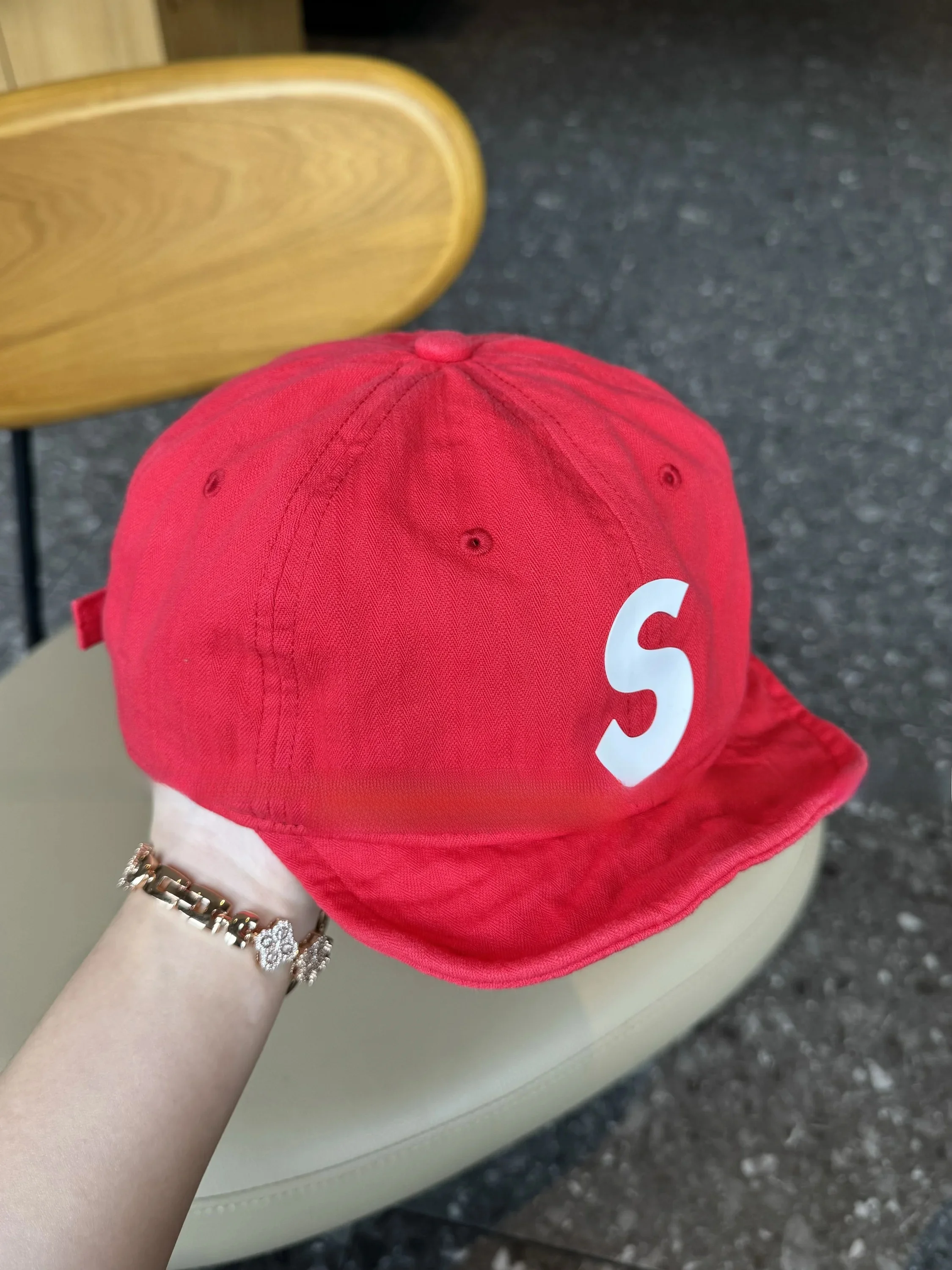 Soft Cuffed Short Brim Deep Top Baseball Cap Unisex Street Style Cotton Cap for Youth Travel And Spring Summer Autumn Use