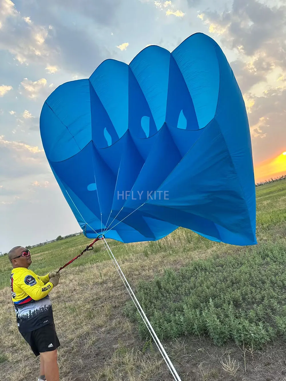 HFLY Nuovo Arrivo Ultra leggero 20D Nylon Pilota aquilone per Adulti di Alta Qualità Ripstop Nylon Morbido Gonfiabile Forma di Flusso Trattore Aquiloni