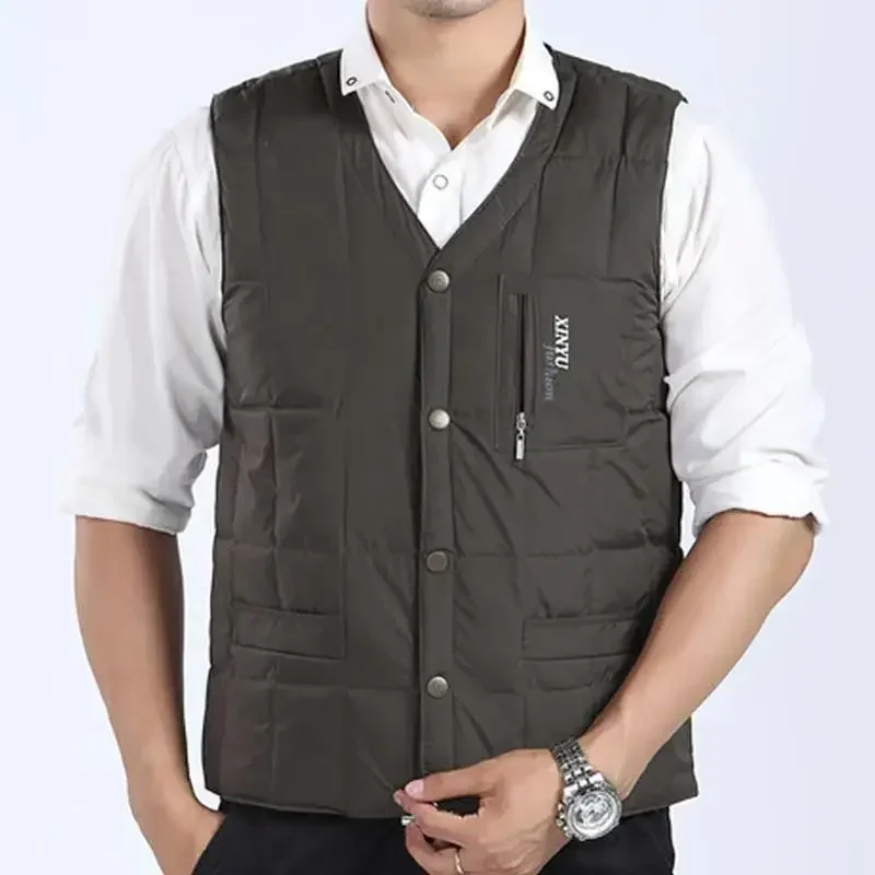 Middle - Aged and Elderly Men's Down Vest, Men's Short - Cut Winter Inner Liner, Thickened and Warm Vest in Autumn and Winter.