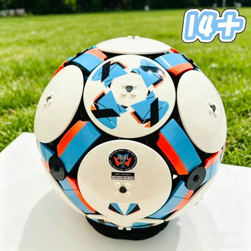 

1498PCS 1:1 Soccer Ball Display In Stock Home Decor Collection Toys 43019 DIY Building Block Model Sets Birthday Party Gifts