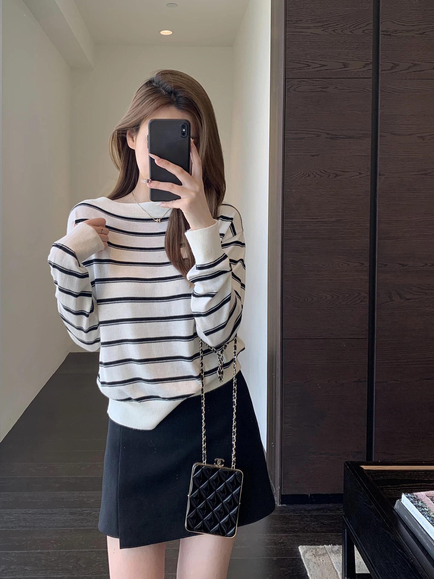 

Fashionable Diagonal Shoulder Striped Knitwear Long Sleeve Thin Top Women's Spring New Casual Style Loose Fit Breathable