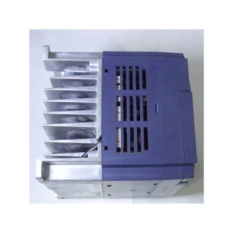 

Промышленные контроллеры: однофазный инвертор FRN0004E2S, трехфазный инвертор