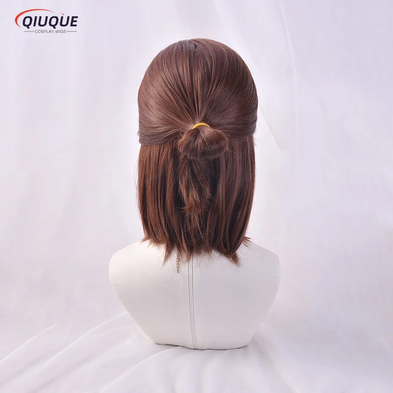 Game The Last of Us Ellie Cosplay Wig Brown Short Side Parting Styled Cosplay Wigs Heat Resistant Synthetic Hair + Free Wig Cap