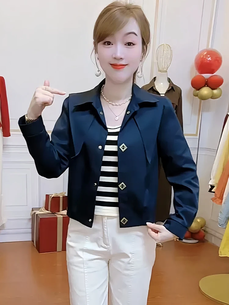 Early Autumn ort Beautiful Women's Jaet Long Sve Diamond Button High Collar Faionable Gold Color Ladies' Top