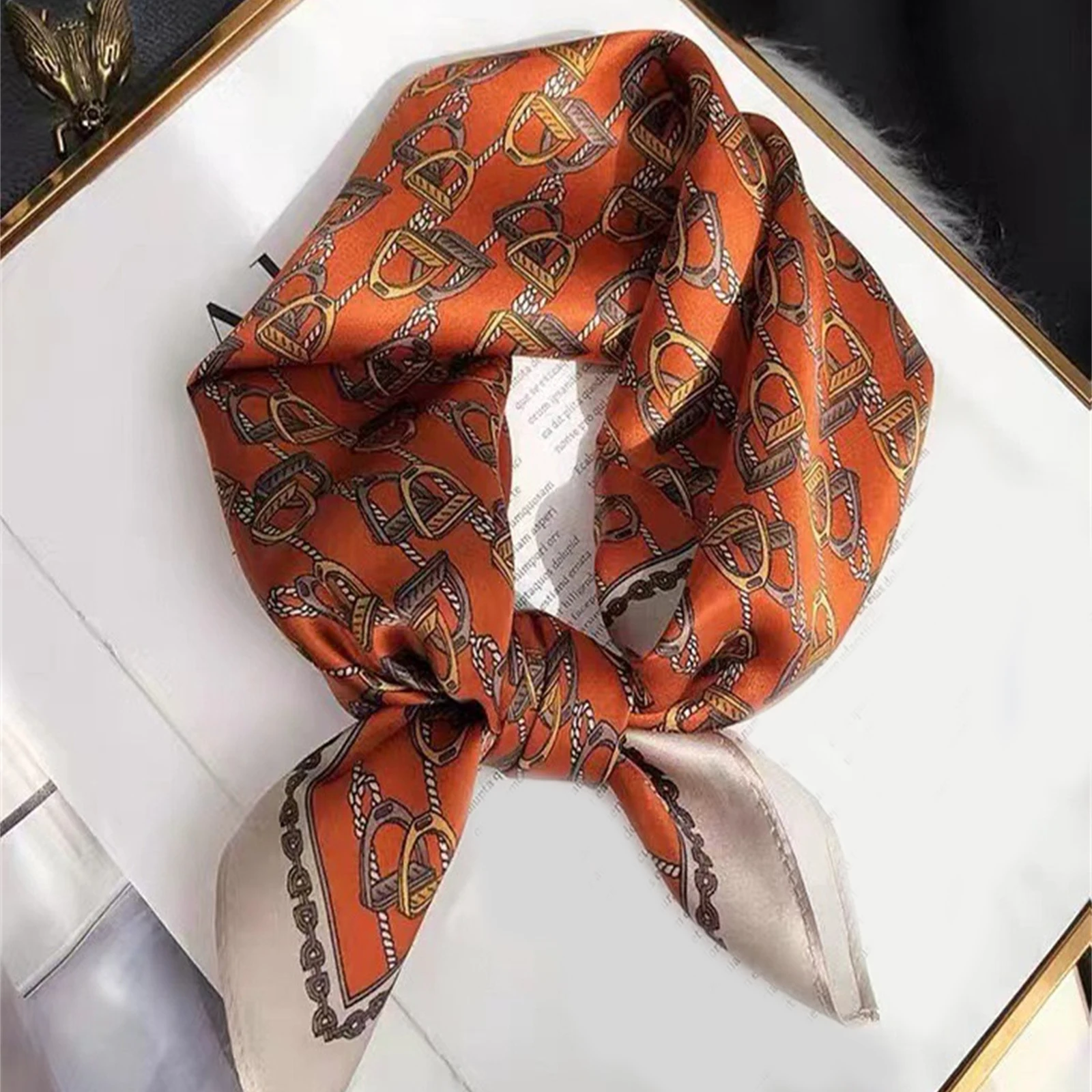 New Style Beach Sunscreen Kerchief The Four Seasons Square Scarves Women Popular 70X70CM Headscarf 2023 Luxury Design Silk Hijab