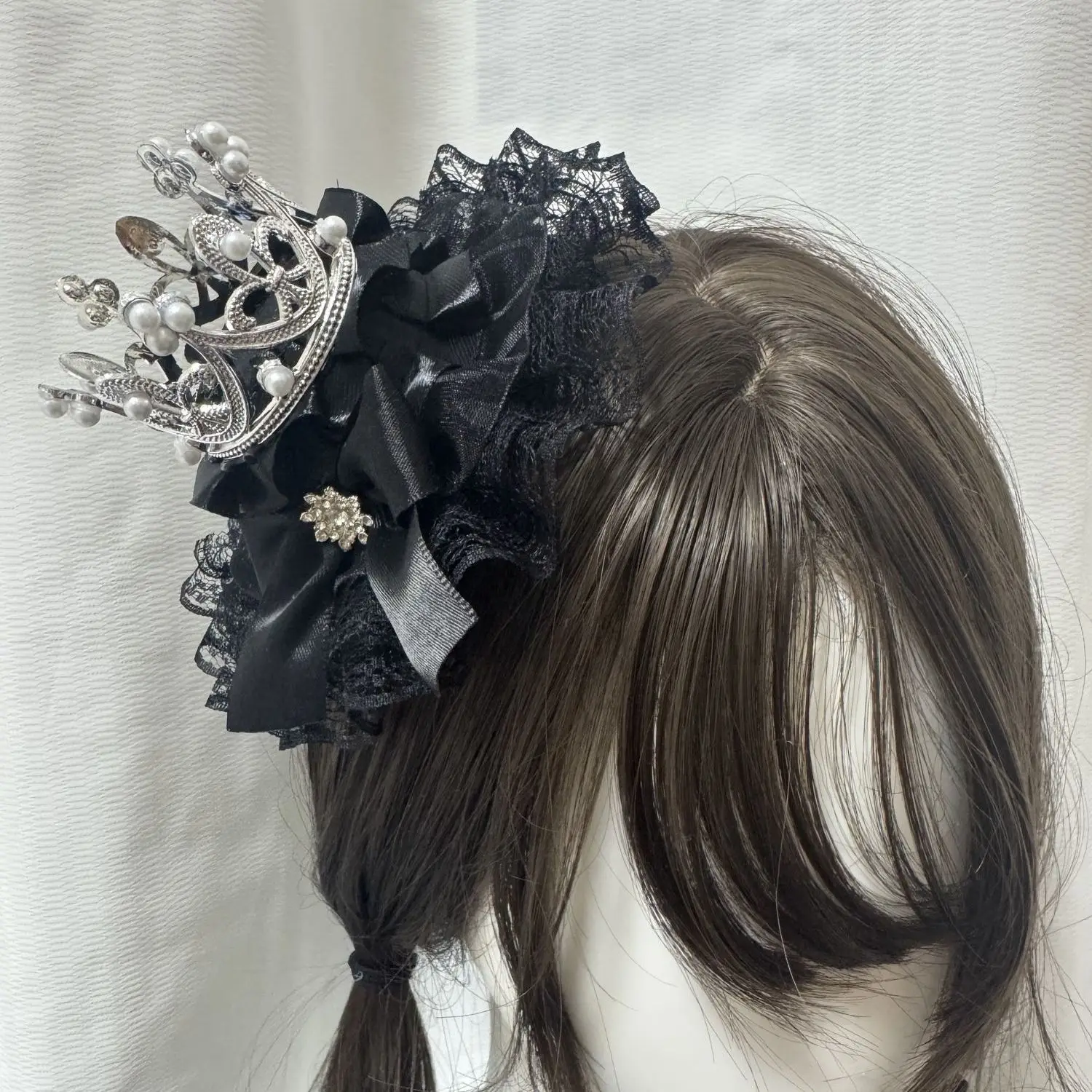 

Black Gothic Exquisite Crown Mini Hat, Gorgeous Lovely Lolita Headdress with Lace Trim Cosplay Accessories