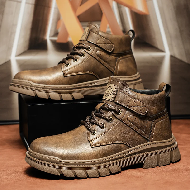 

Couple Leather Big Yellow Boots: 2025 New Autumn and Winter Men's Shoes, British Style Short Boots, Thickened Sole High-Top Boot